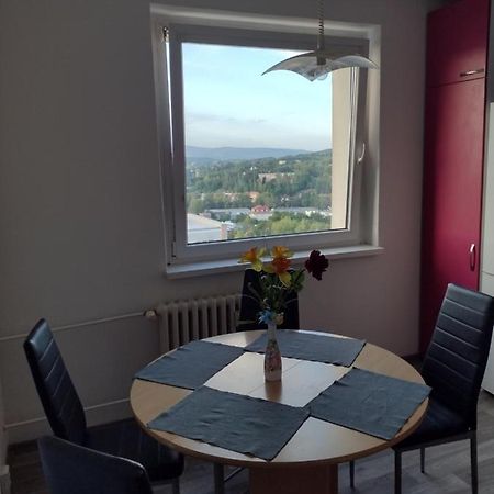 Apartmens Kv Karlovy Vary Exterior foto